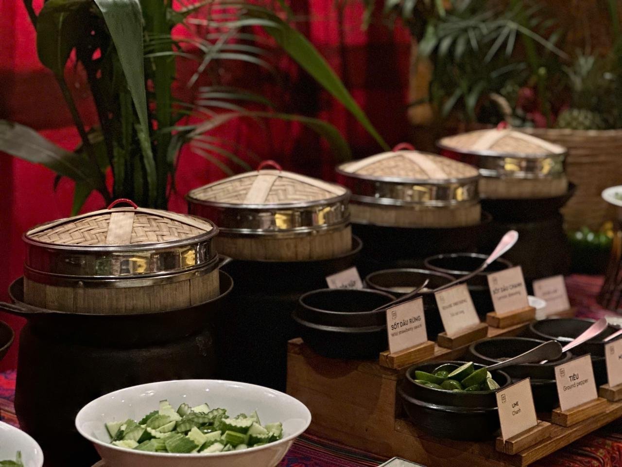 Carefully prepared nourishment for the An Retreat refeeding process